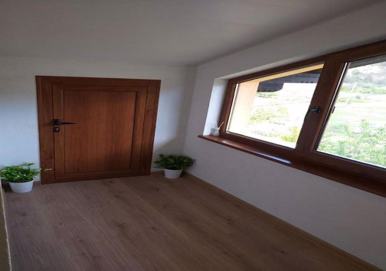 Къща За Гости Демика Sapareva Bania Exterior foto